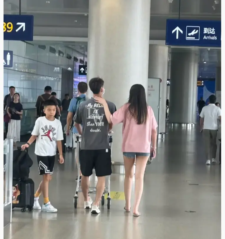 流量, AA, 篮对阵约旦
